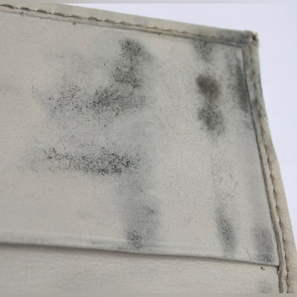 GUCCI Guccissima Heart 6-Key Holder Leather Case ๐โฅ๏ธ๐ฅ - Picture 15 of 16